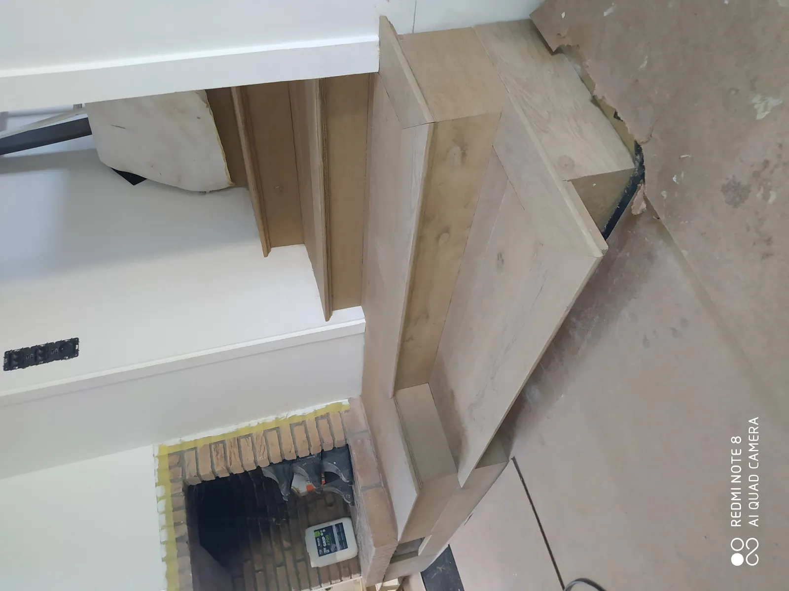 Escalier béton avant habillage - Réalisation professionnelle par Mur Sol