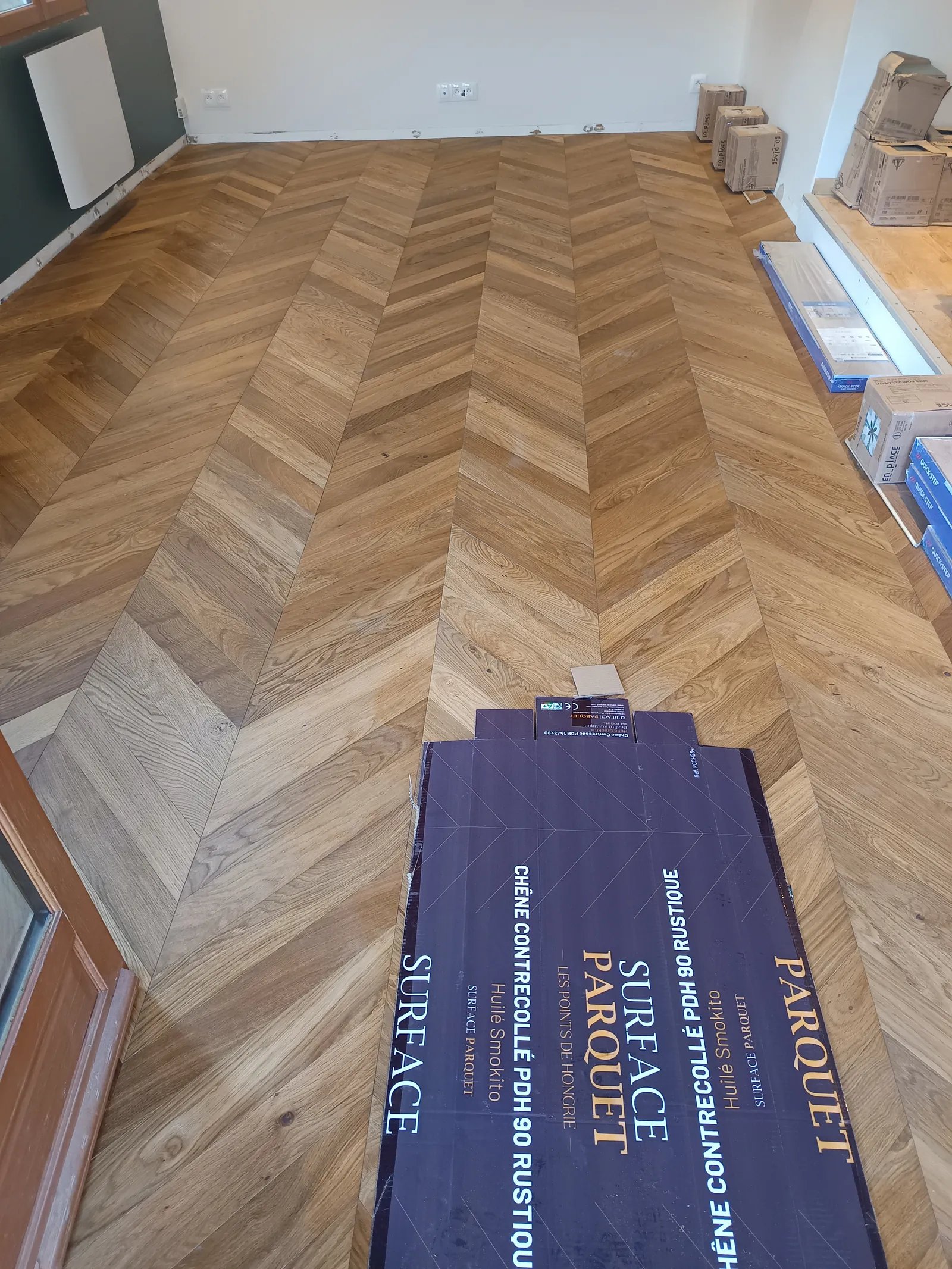 Parquet point de Hongrie chêne huilé posé par Mur Sol dans l'Eure — motif à 90 degrés